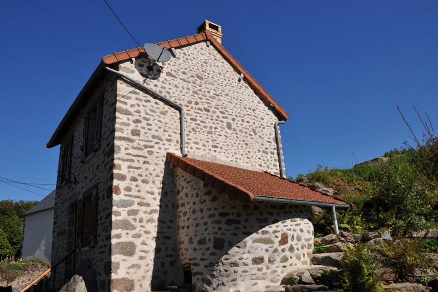 French holiday cottage side view Etang de Azat-Chatenet Creuse France
