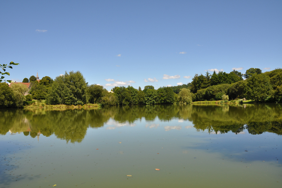 Tranquil fishing lake Etang de Azat-Chatenet Creuse France